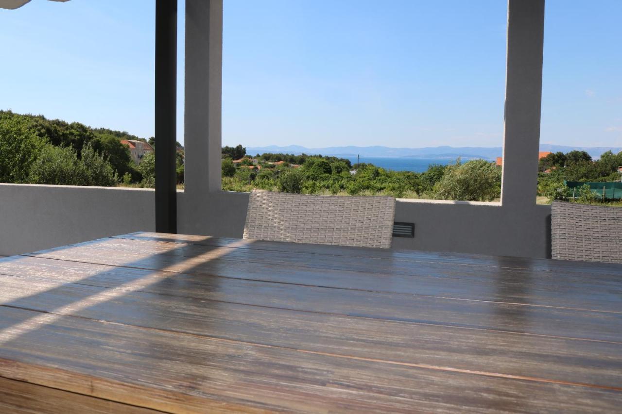 فيلا Nane Garden House With Heated Pool Mirce المظهر الخارجي الصورة